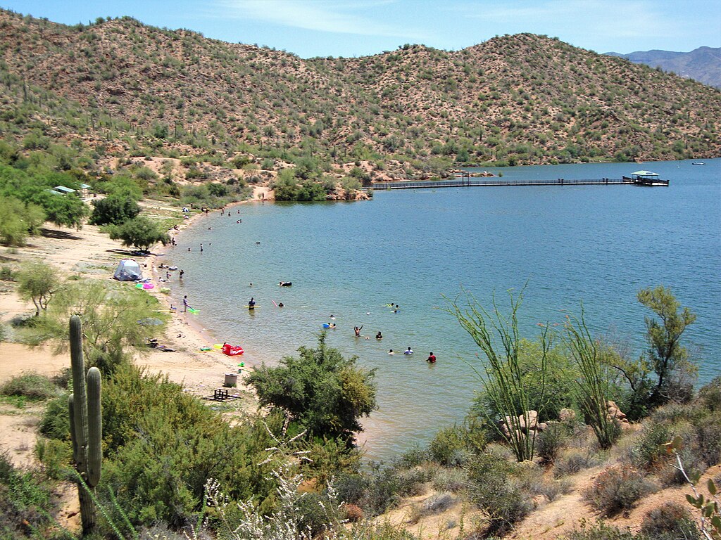 Bartlett Lake beach