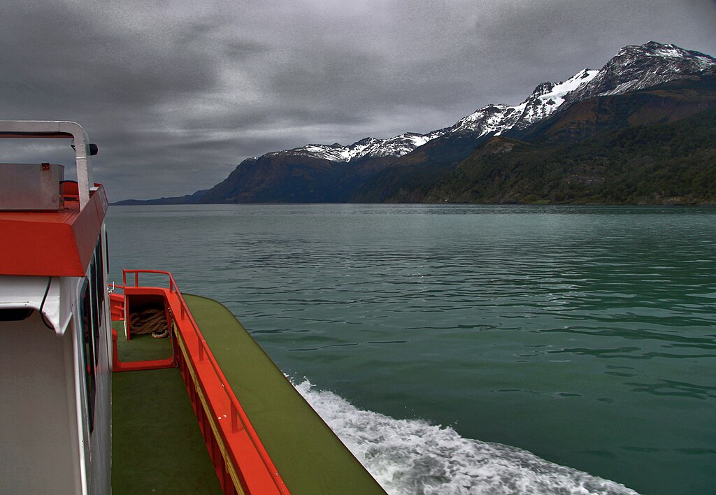 Puerto Natales. By boat on the Última Esperanza fjord.