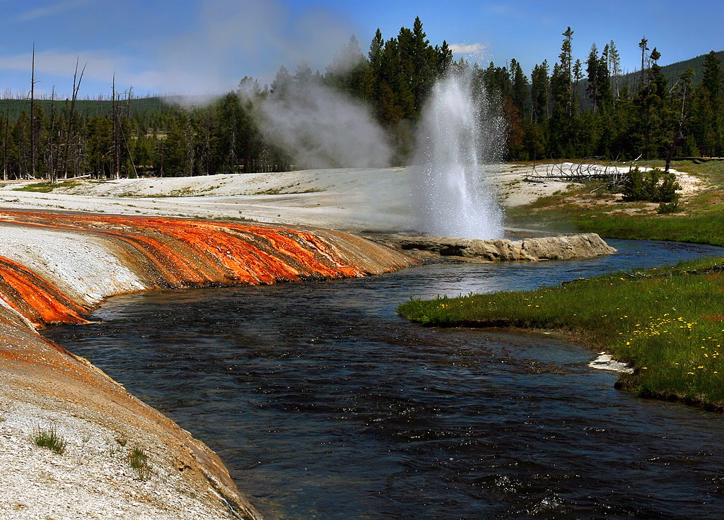 Cliff geyser and Iron Spring Creek at Black Sand Basin in Upper Geyser Basin in Yellowstone National Park