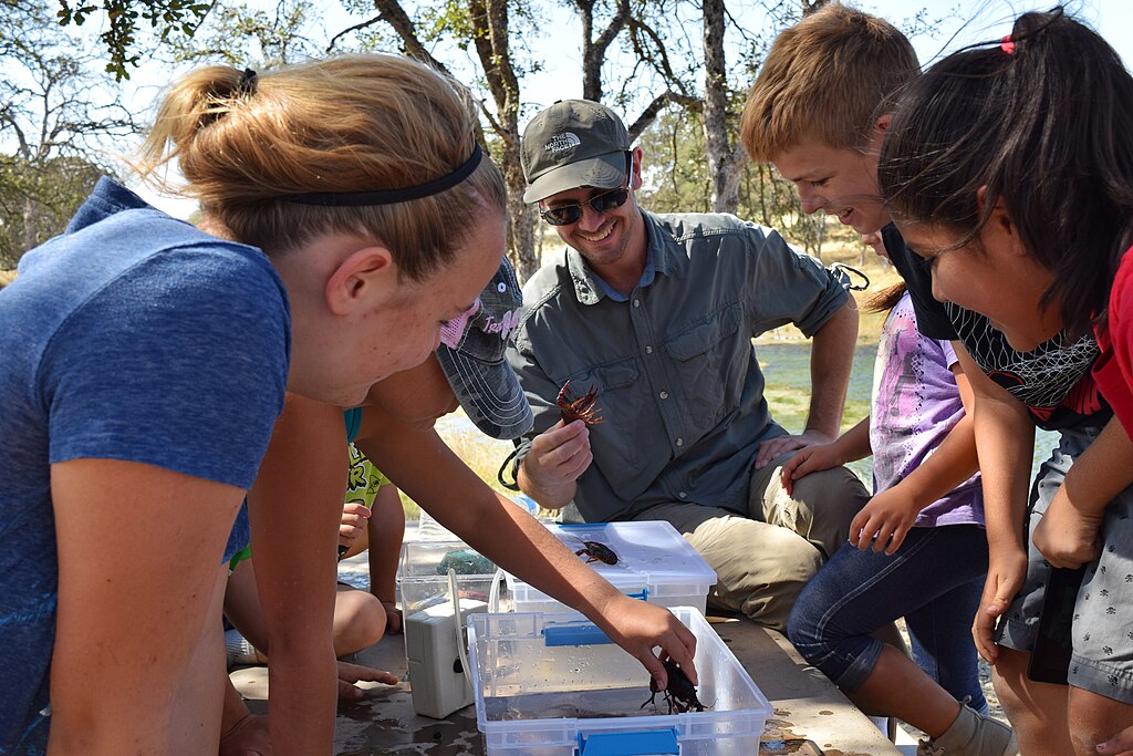Students from Bend School in Red Bluff, California participated in the 4th annual BLM sponsored Kids Fishing Day in September 2016.
