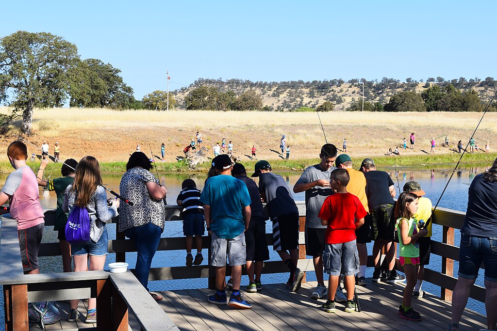 Students learned about aquatic ecosystems while trying to catch large mouth bass and redear sunfish in the Sacramento River Bend Outstanding Natural Area.