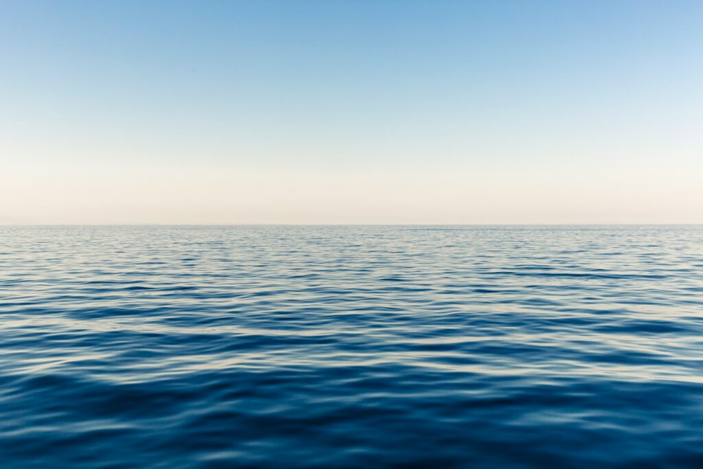 Blue ocean water during daytime.