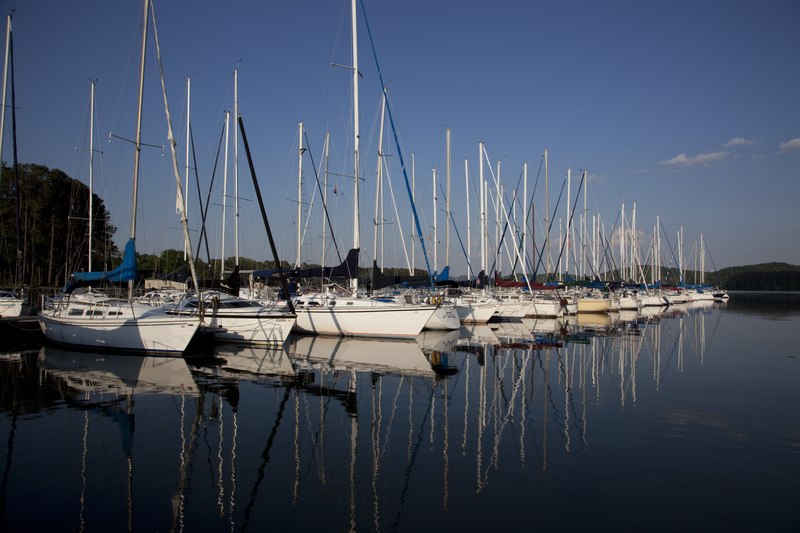 Sailboats on Lake Guntersville, Guntersville Alabama.