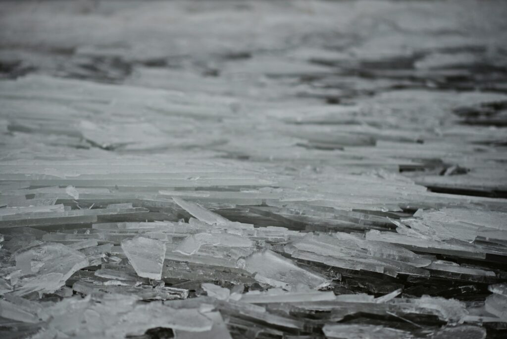 Recognizing Dangerous Ice Conditions